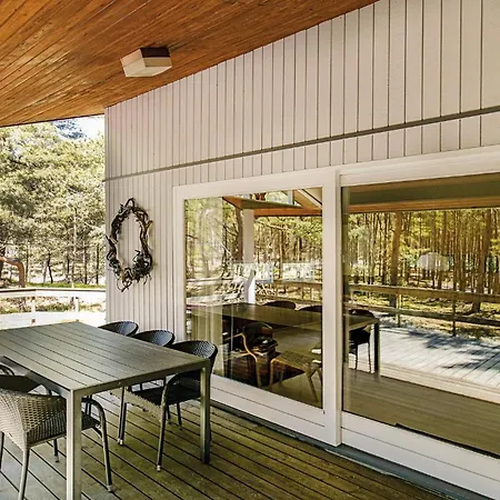 Holiday home Cozy In Nexo With Kitchen