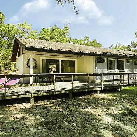 Hébergement de vacances 4 Bedroom Cozy In Nexo